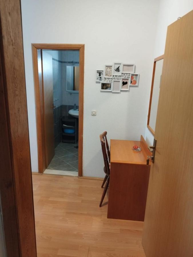 Apartments Mare - 150 M From Beach Brela Exterior foto